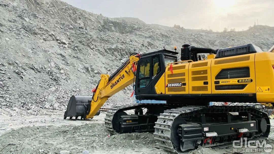 Small excavator or drive the engineering parts market